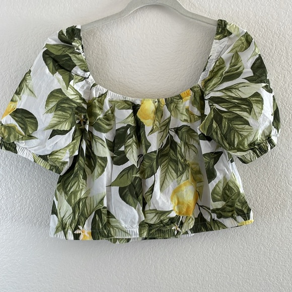H&M Green and Yellow Oranges Smocked Crop Blouse size M - Picture 5 of 6